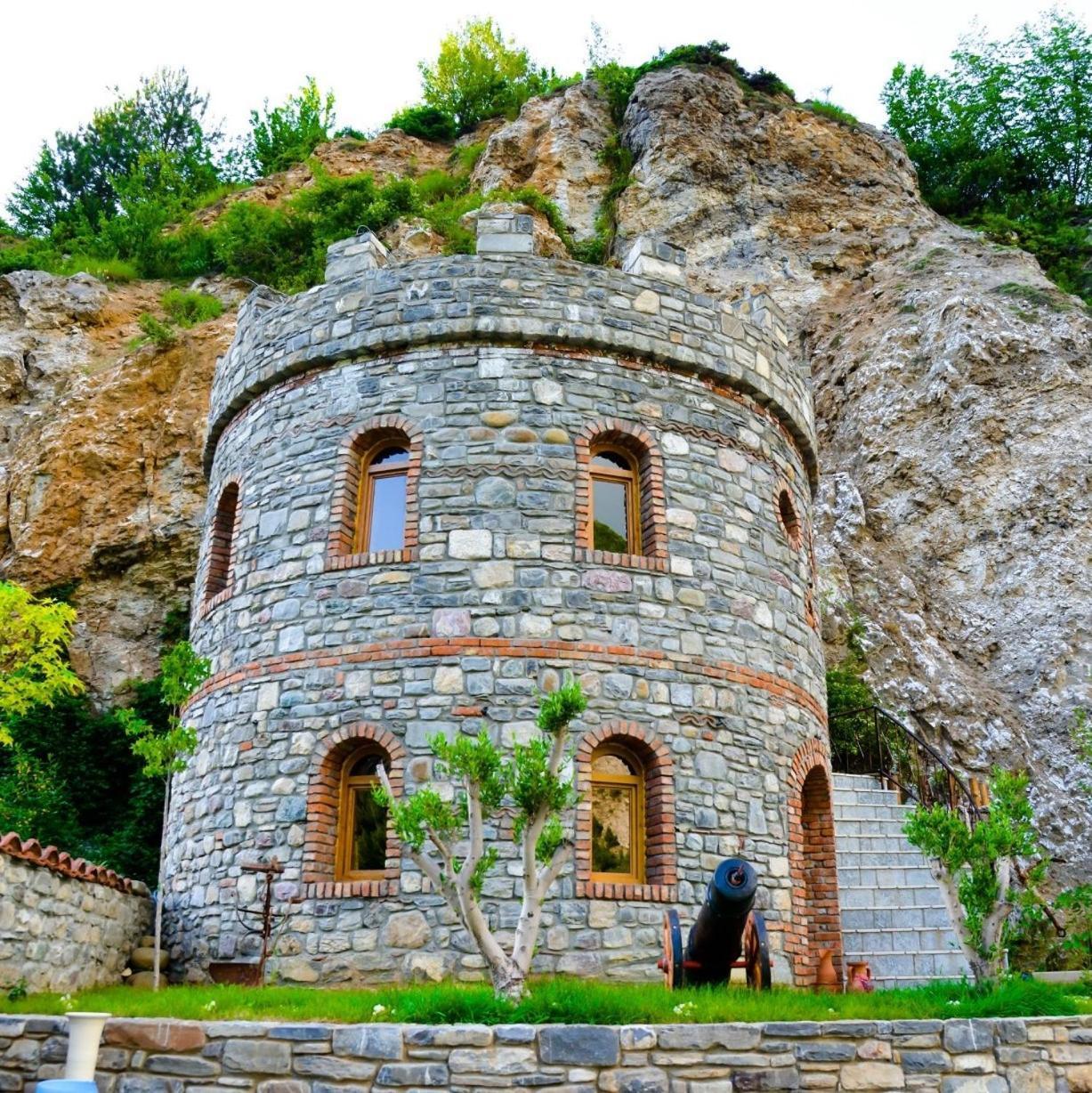 Отель Dibra Park Agrotourism Peshkopi Экстерьер фото